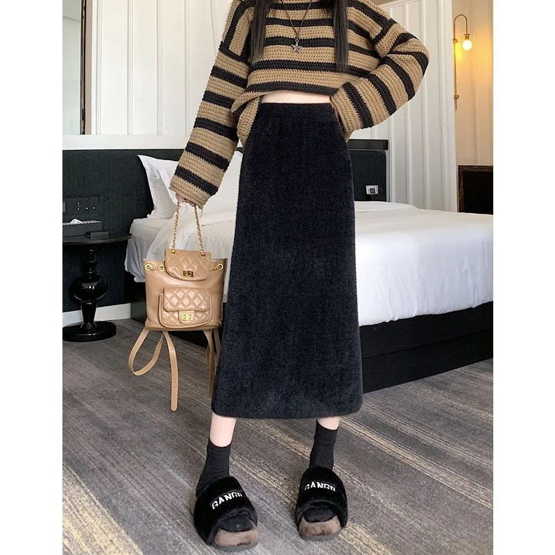 2025 Gonna lavorata a maglia invernale con spacco di media lunghezza a vita alta dolce autunno e inverno 2