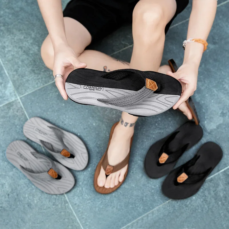 Fashion Men Flip Flops Summer Beach Flip Flops Men Casual Breathable Antiskid Beach Slippers Summer Outdoor Slippers beach sandals,summer sandals,men slippers