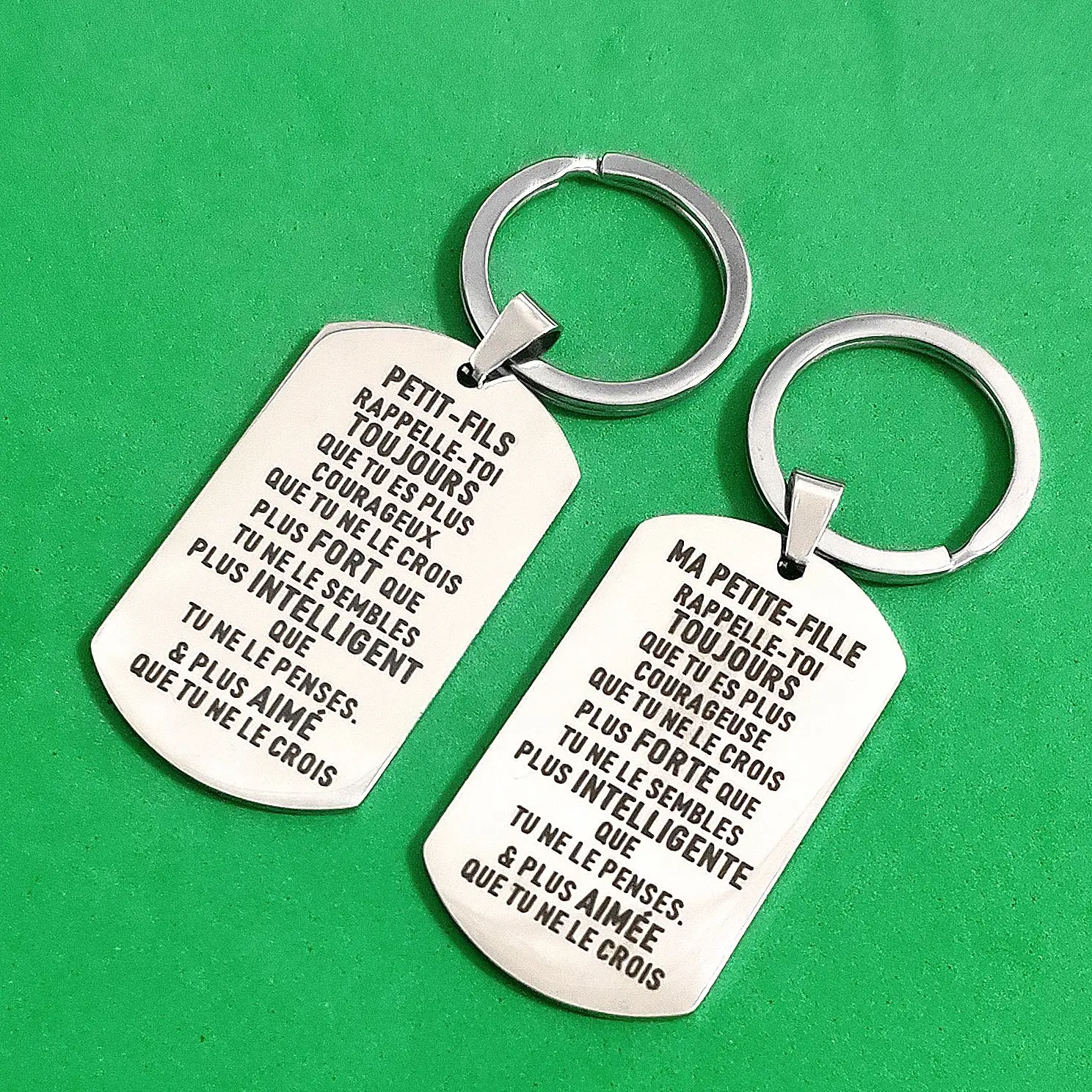Portachiavi Portachiavi In Acciaio Inox Creativo Compleanno Militare Tag Regali Matrimonio Petit-Fils Ma Petite-Fille Ornamenti Moschettone