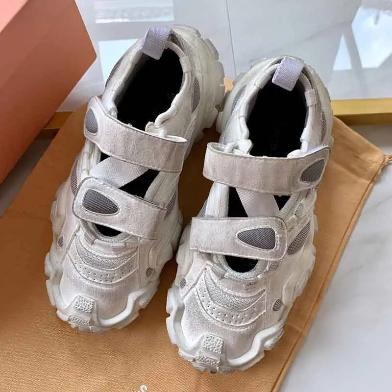 

Hook & Loop White Dirty Sneakers Light Breathable Women Shoes Retro Jogging Trainers Casual Running Zapatillas de Deporte