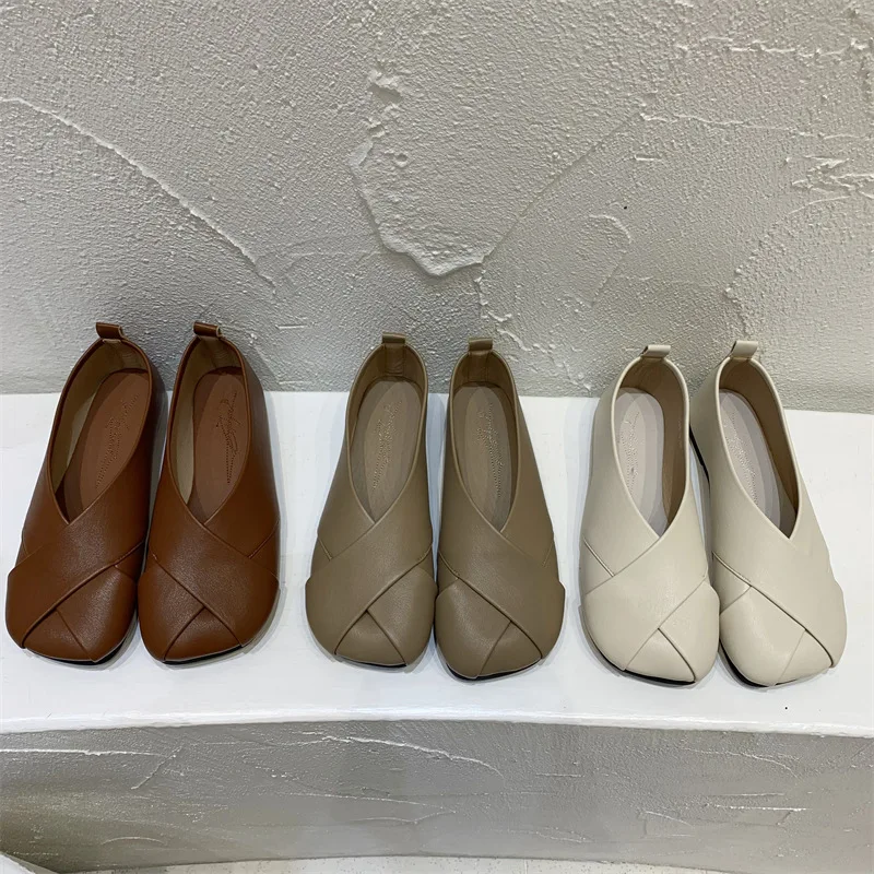 

Soft Shoes Woman 2023 Shallow Mouth Square Toe Slip-on Female Footwear All-Match Casual Sneaker Modis New Slip On Dress Moccasin