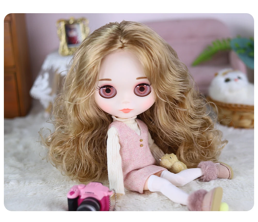 Jess – Premium Custom Neo Blythe Doll with Blonde Hair, White Skin & Matte Cute Face 14