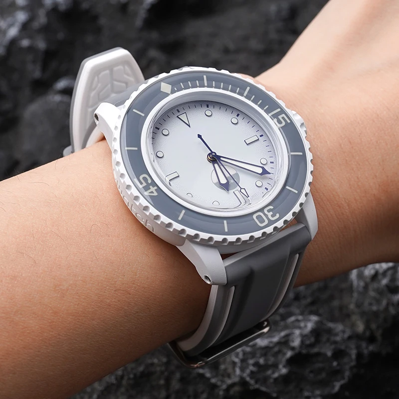 Dual-Color 22mm Waterproof Diving Silicone Watch Strap with Tool Kit