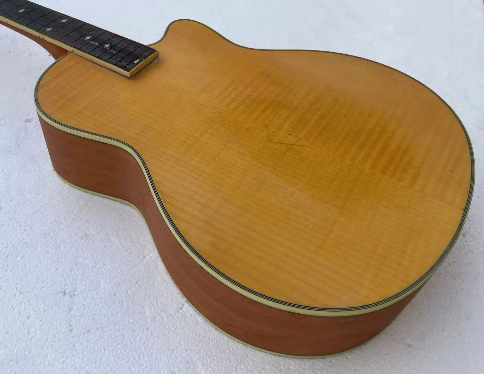 Se7e2c16068684a18ba773de0b1600936T