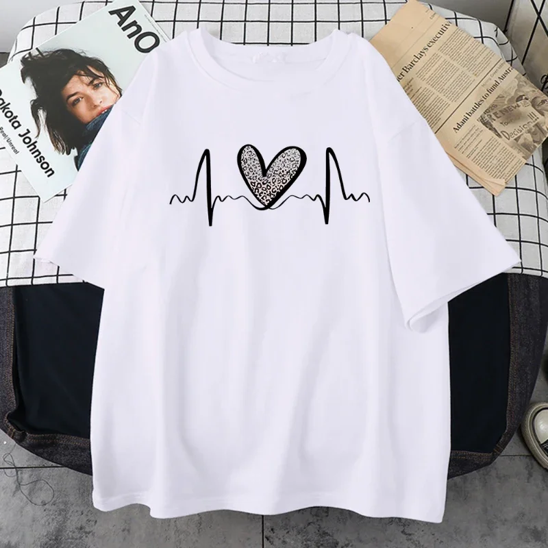 【2plan】To Heart Lettering Printed Short Sleeve T-shirt 51lEVOxpMNL._AC_SY350_QL65_.jpg
