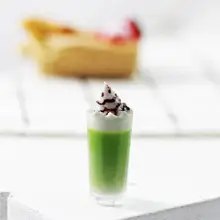 

Smooth Surface Resin Model Toy Simulation Pretend Matcha Milk Cap Toy Drinks Model for Kitchen Scene