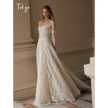 Tokyo Customized Backless Half-Sleeve Wedding Dress Sweetheart Lace Embroidery Wedding Party Zip-Up Court Train Wedding Gown 1