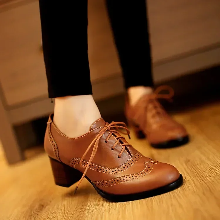 

2023 New Women Pumps Round Toe Wood Heels Platform Carved Retro Lace-Up Classic Spring Shoes for Women Shoes