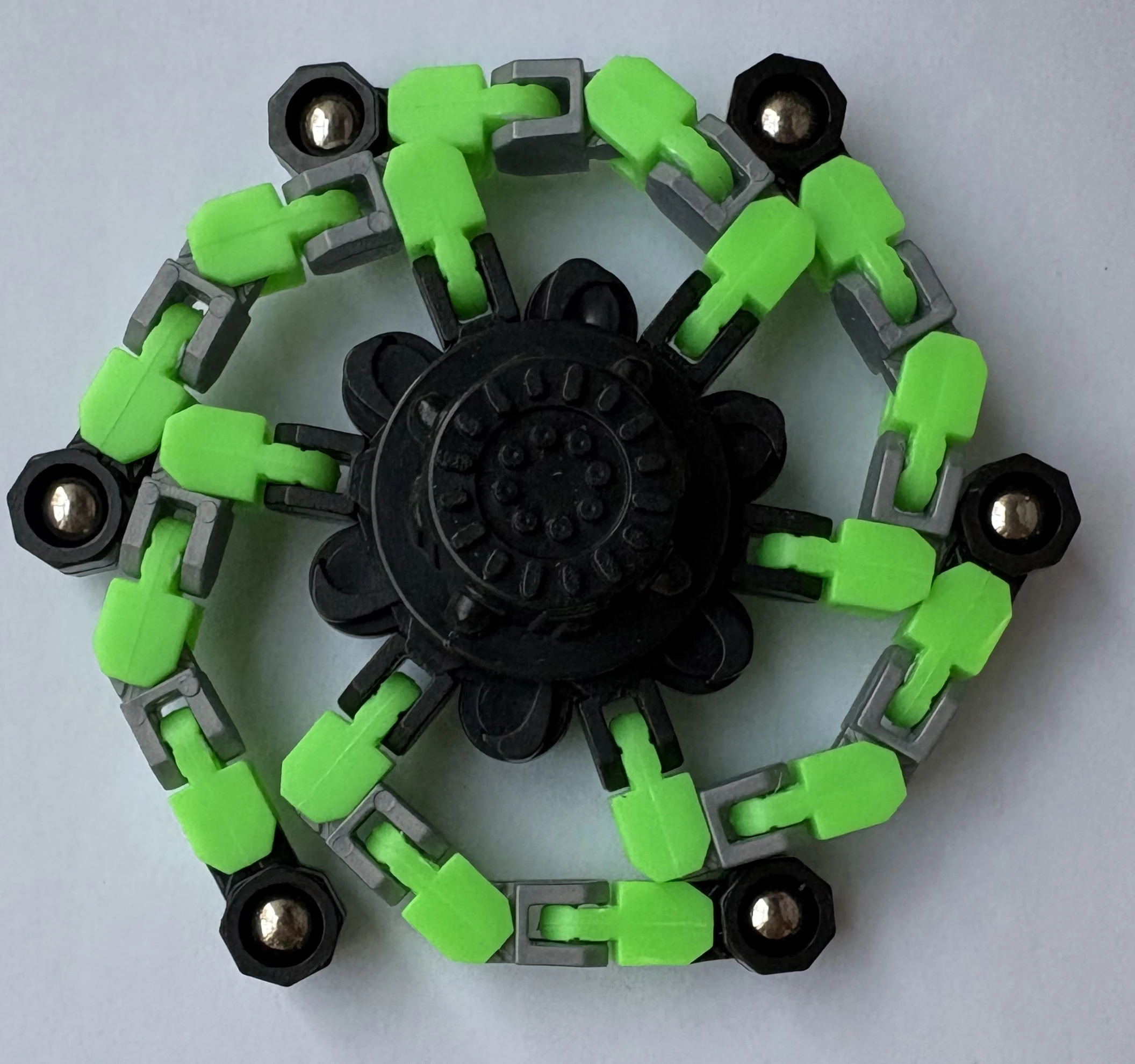 Colorful Deformed Fidget Chain Toy for All Ages - Stress Relief and Fun Gift