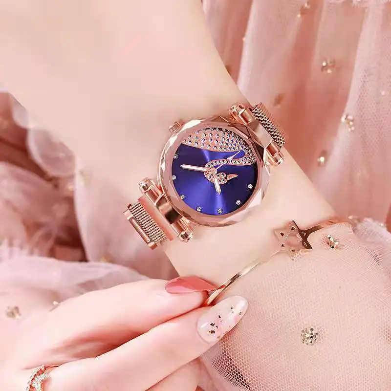 Simple Black White Quartz Watches Women Minimalist Design Silicone Strap Wristwatch Big Dial Women's Fashion Creative Watch 2022