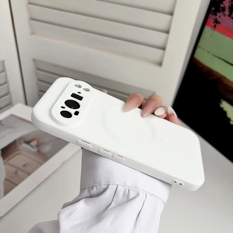 Sleek Electroplated Magnetic Metal Phone Case with Magsafe Compatibility