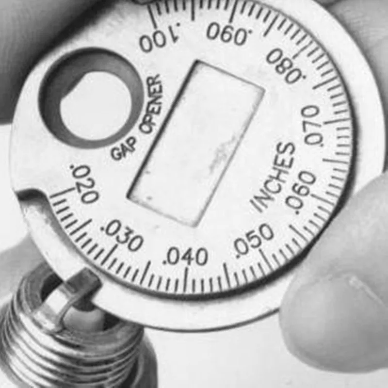 Spark plug gauge