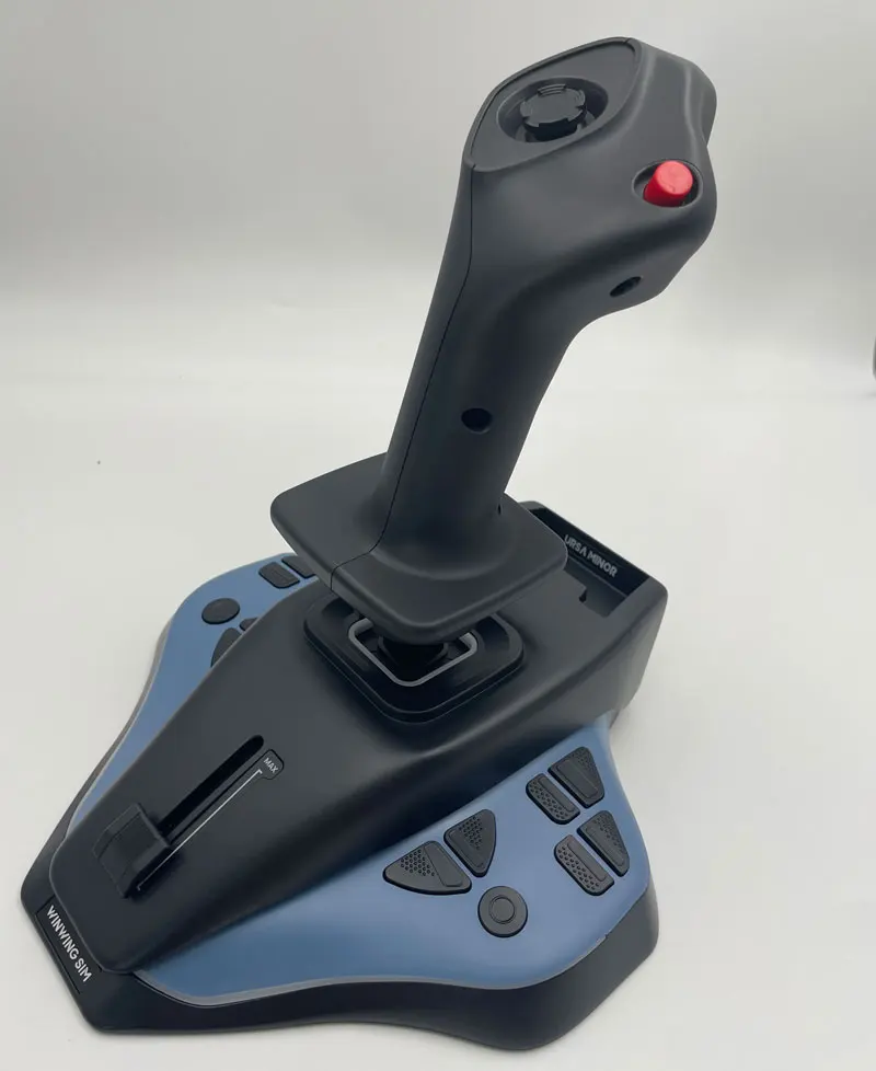 ウィンウィング フライトシミュレーター URSA MINOR 航空会社