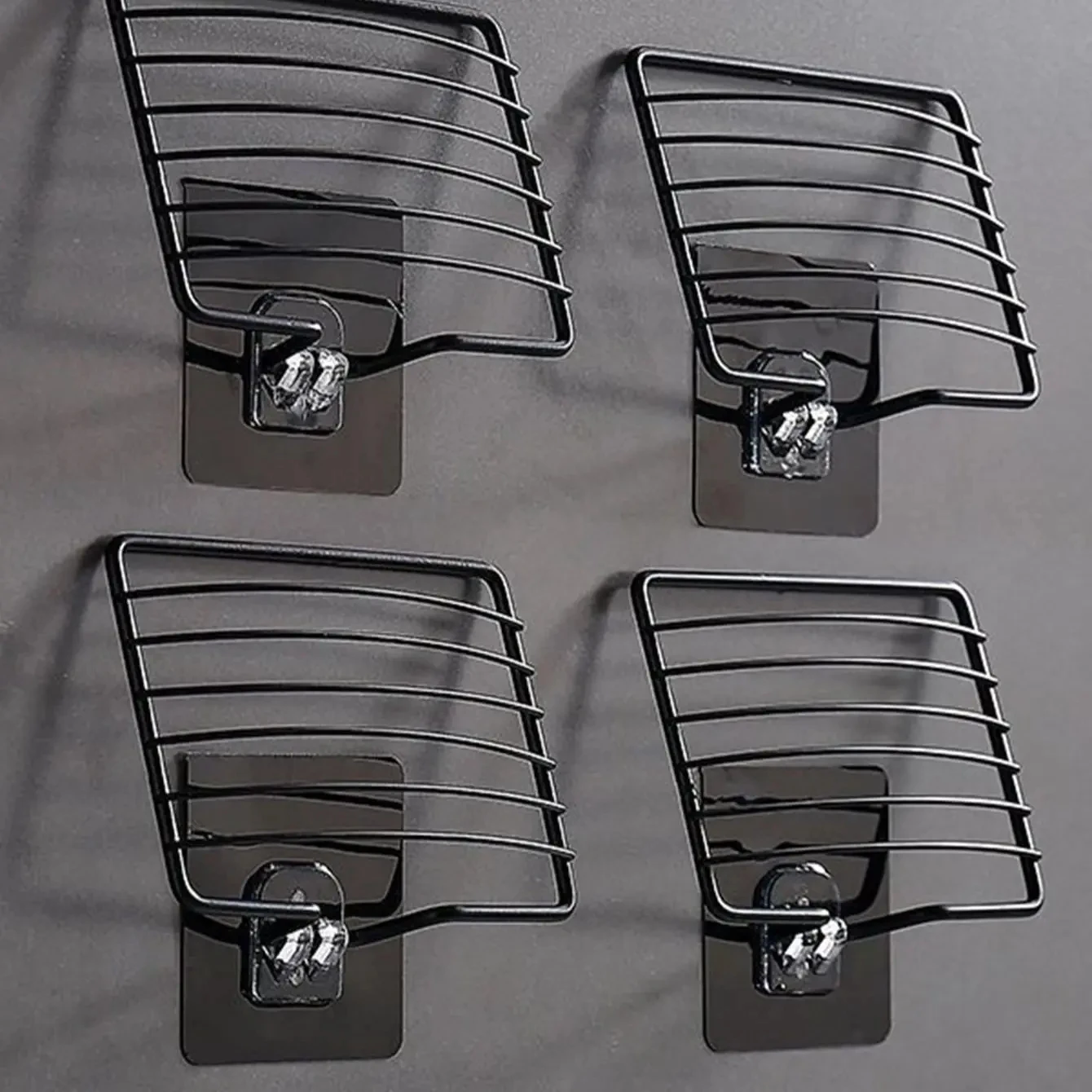 Soap Rack Stainless Steel Soap Rack Punch-free Nail-free Bathroom Single Layer Drain Wall Hanging Sucker Soap Box Light Luxury Shelf 1PC