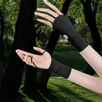 Golf Gloves for Men and Women Breathable Half Finger Golf Gloves with Ice Silk Material for UV Protection and Comfort 2