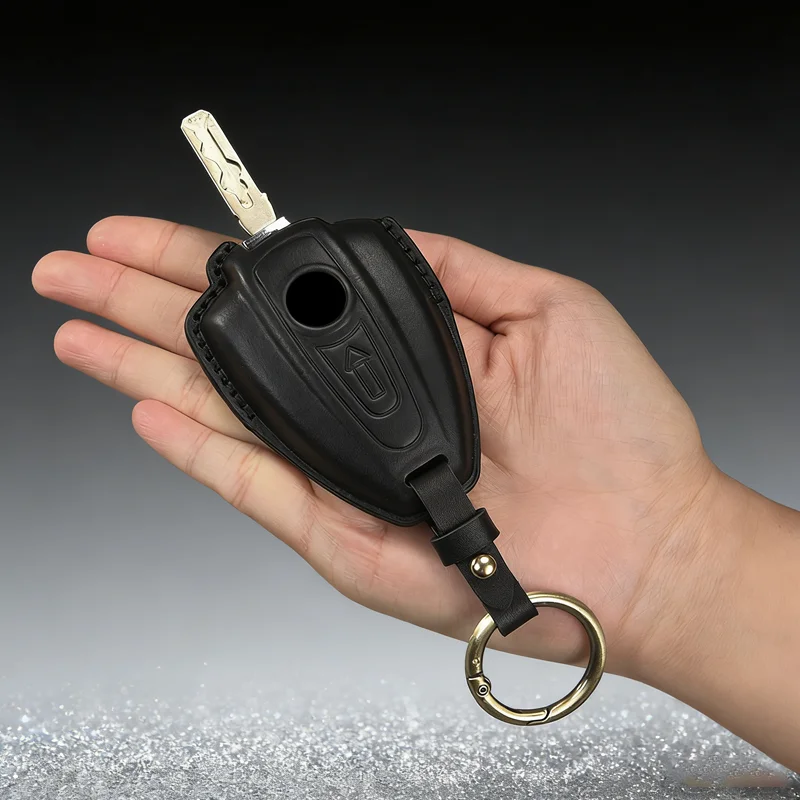 Vintage Leather Motorcycle Key Case with Keyring Accessories