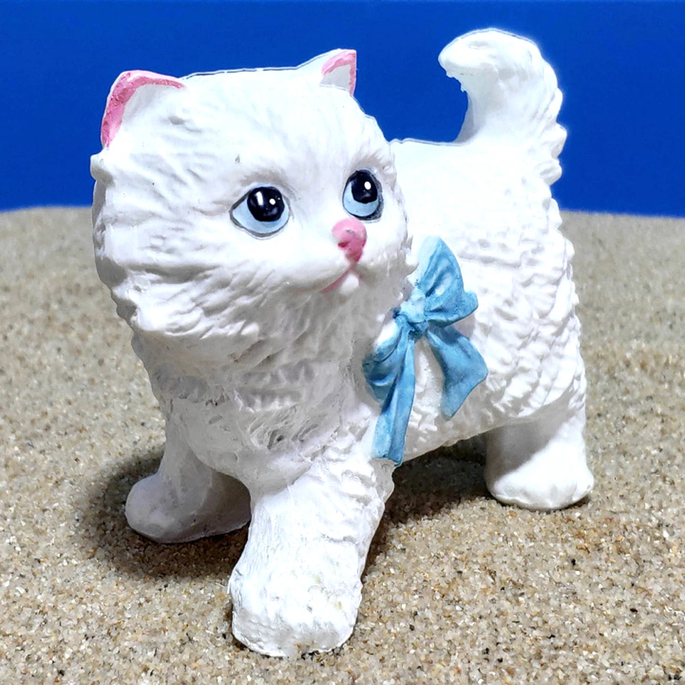 3.4 Inch Resin Cute White Cat Figurine Statue Home Decor