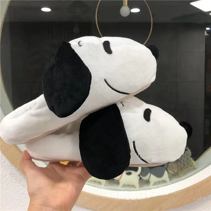 

Новые Симпатичные плюшевые тапочки Snoopy, зимние теплые шлепанцы для студентов, домашние тапочки, Симпатичные плюшевые тапочки, плюшевые тапочки, милый подарок девочке на день рождения