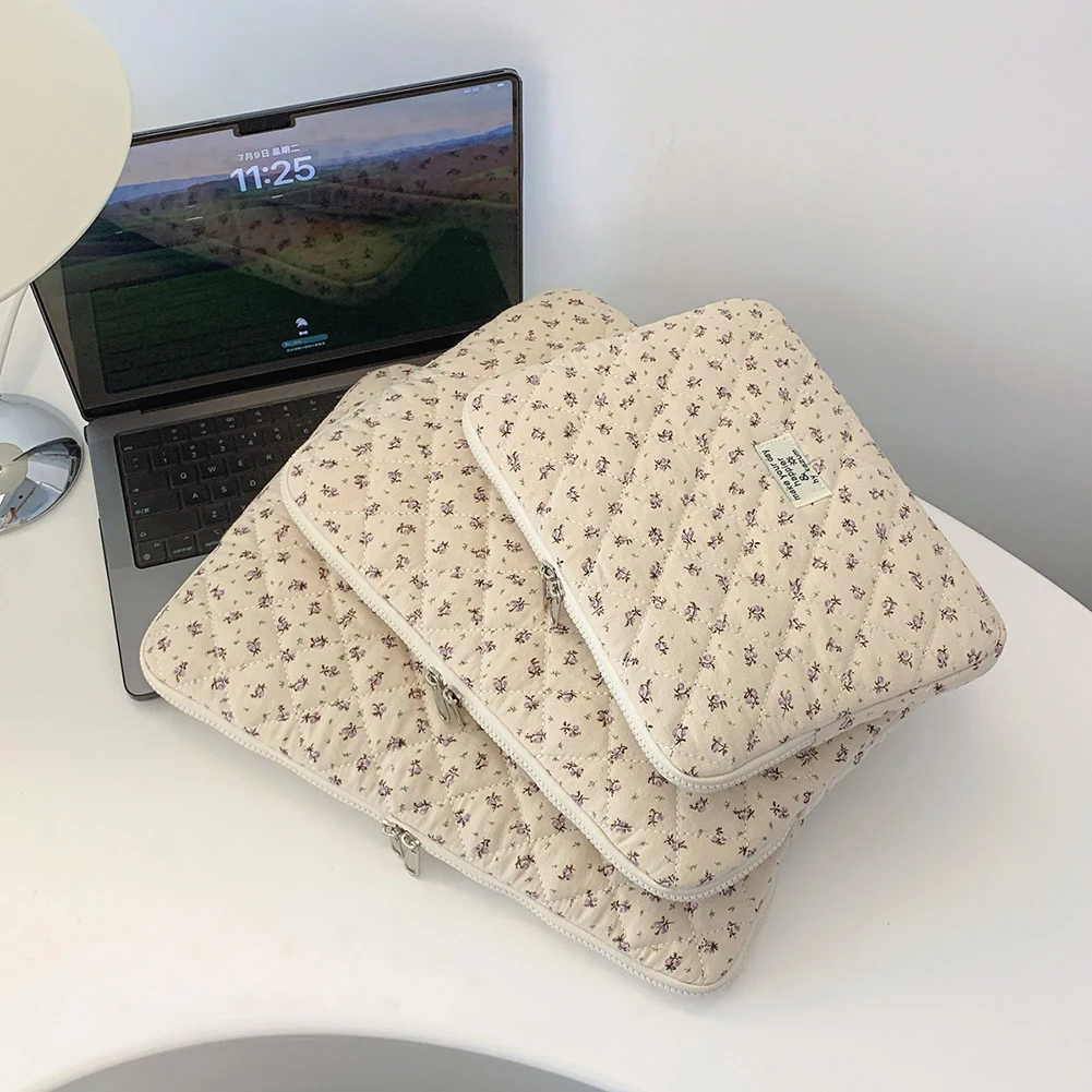 Flower Printed Laptop Sleeve Quilted Laptop Carrying Case Cute Computer Sleeve for 11-15 Inch Laptop Tablet