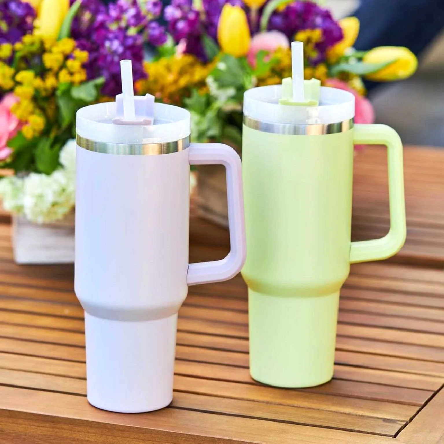 https://ae01.alicdn.com/kf/Se7f845090ccf4945ba59cf29db2b308fd/40oz-Straw-Coffee-Insulation-Cup-With-Handle-Portable-Car-Stainless-Steel-Water-Bottle-LargeCapacity-Travel-BPA.jpg