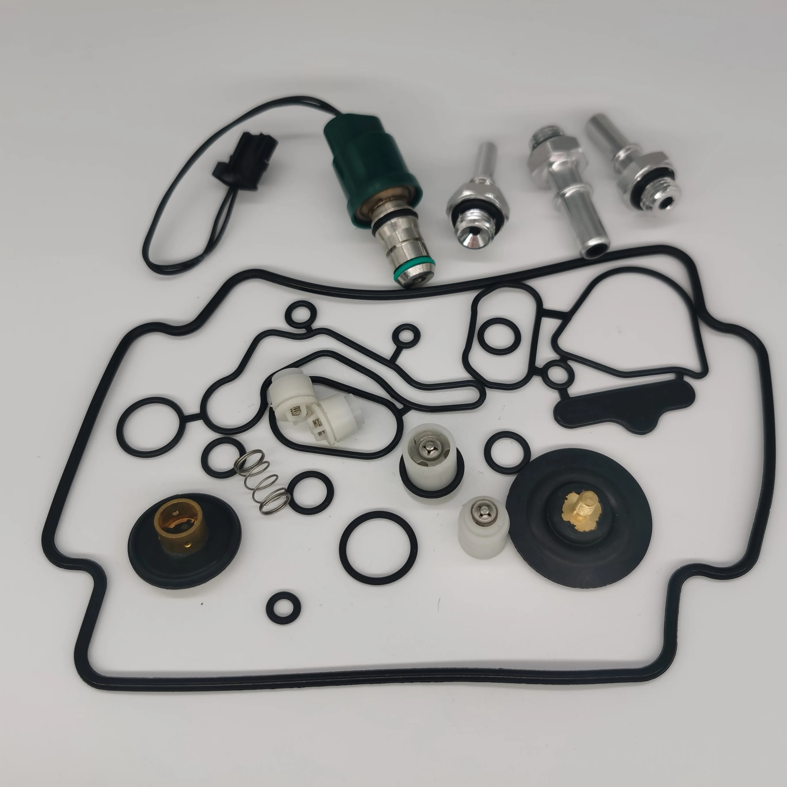 Urea Pump Kit 10Set / Lot Urea Pump Kit 5273338 5273337 Urea Pump Parts for Cummins Engine Eimtec Pump12V 24V