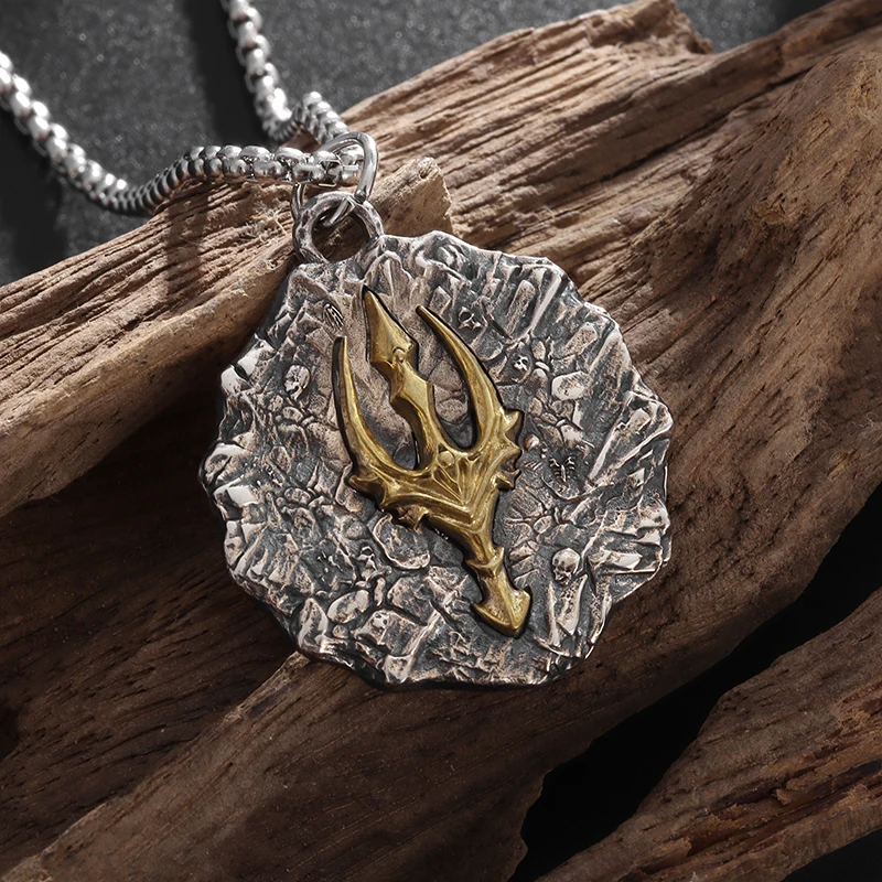 Trendy Style Aquaman Golden Trident Harpoon Collana Pendente Bella Tendenza Da Uomo Indossare Punk Rock Hip-Hop Party Gift