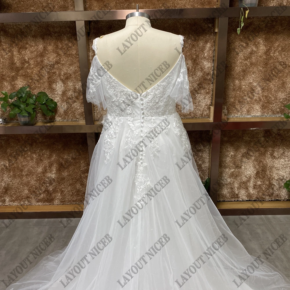 LAYOUT NICEB Sparkly Wedding Dresses Plus Size Spaghetti Straps Boho Lace Applique Bride Gown V-Neck A-Line Vestido De Noiva