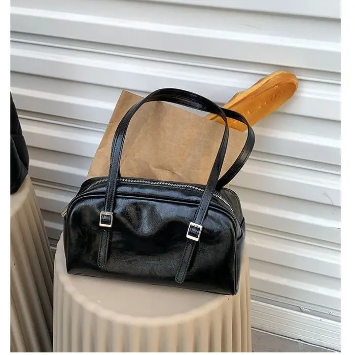thumbnail image 1 of Bolso de hombro para mujer Kpop primavera nueva llegada gran capacidad PU cuero cremallera casual versátil temperamento señoras bolsas de mujer, 1 of 5