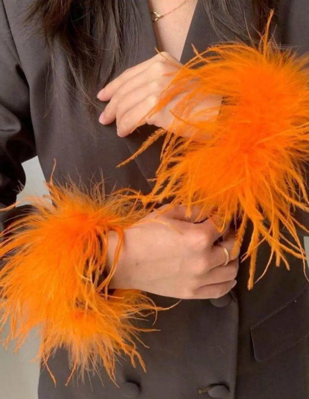 1PCS Natural Ostrich Feather Cuffs Fluff Wristband Fur Beautiful