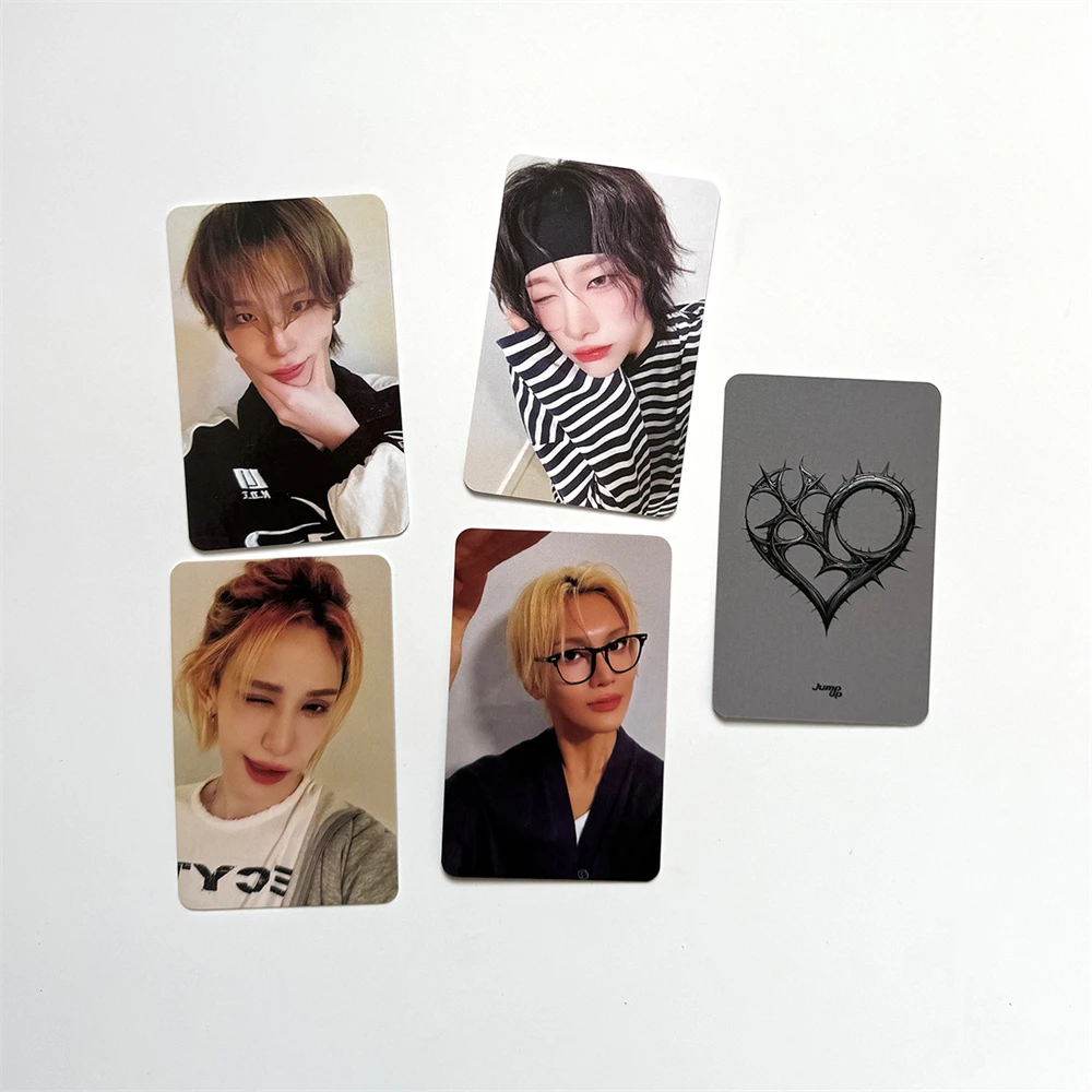 4Pcs KPOP XLOV Photocards UXLXVE Album Postcard Member Two-Sided