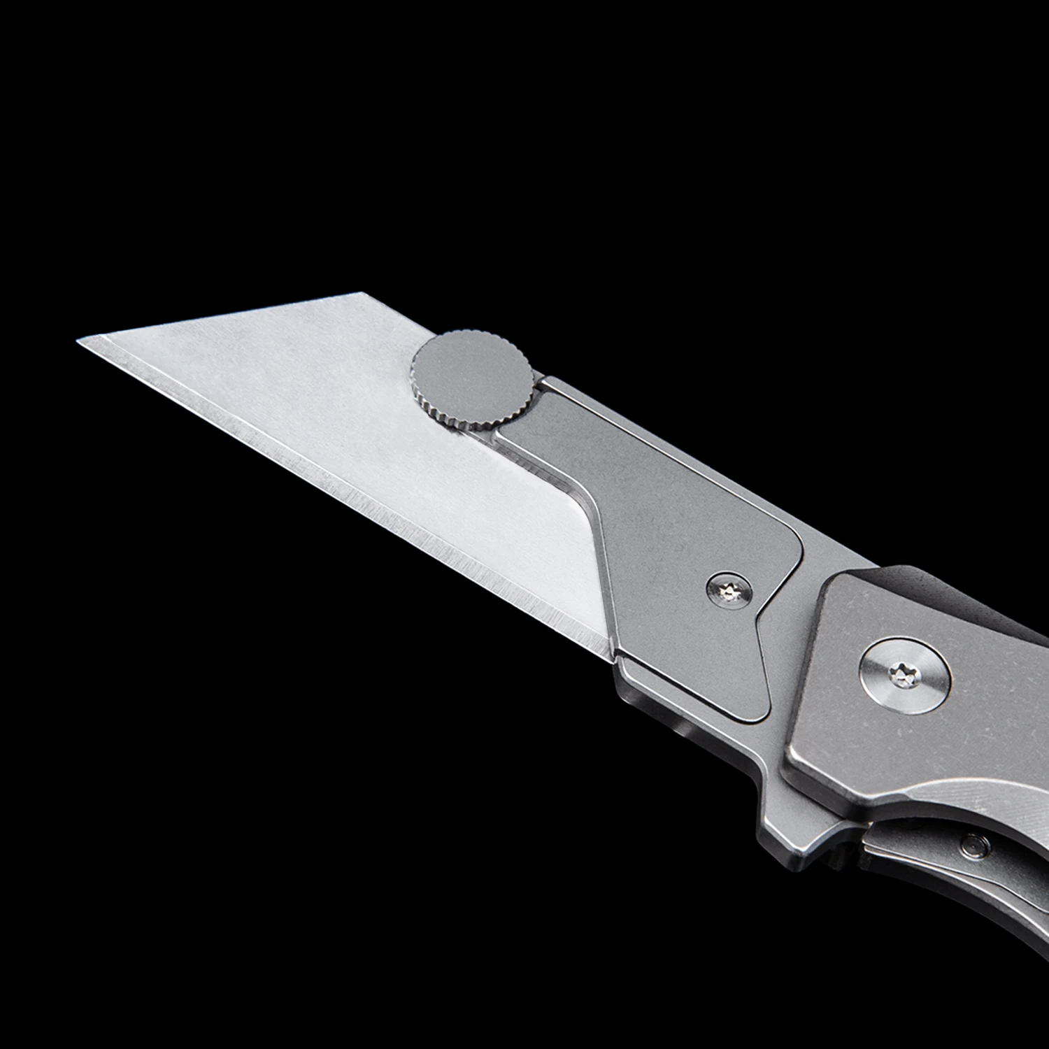 Titanium Alloy Box Cutter Retractable Exacto Knife EDC Razor Blades Utility  Knife Keychain Paper Cutter Small Pocket Knives - AliExpress