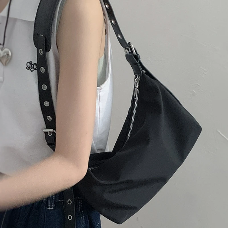 

Casual Black Nylon Shoulder Bag for Women 2023 Solid Color Zipper Girls Underarm Bag Fashion Design Ladies Crossbody Bag Female