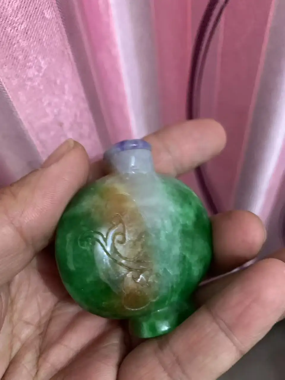 collections Qing Dynasty old Chinese old jade  snuff bottle, a symbol of peace and happiness 4