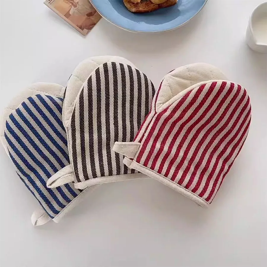Microwave gloves Cotton linen heat resistant kitchen baking gloves Household steam box oven special kitchen gloves