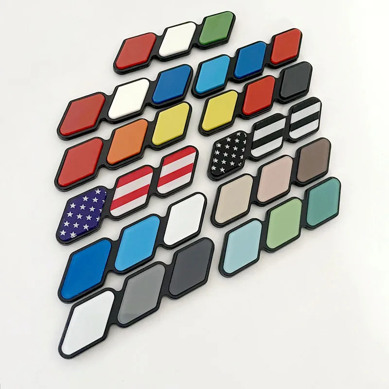 토요타 타코마 툰드라 4러너 TRD 하이랜더 RAV4 CHR 스트립 에어 인렛 자동차 액세서리용 3색 프론트 그릴 배지 엠블럼 로고