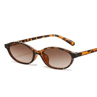 Lunettes de soleil marron léopard pour femmes, monture petite, style rétro ovale, de marque tendance 5