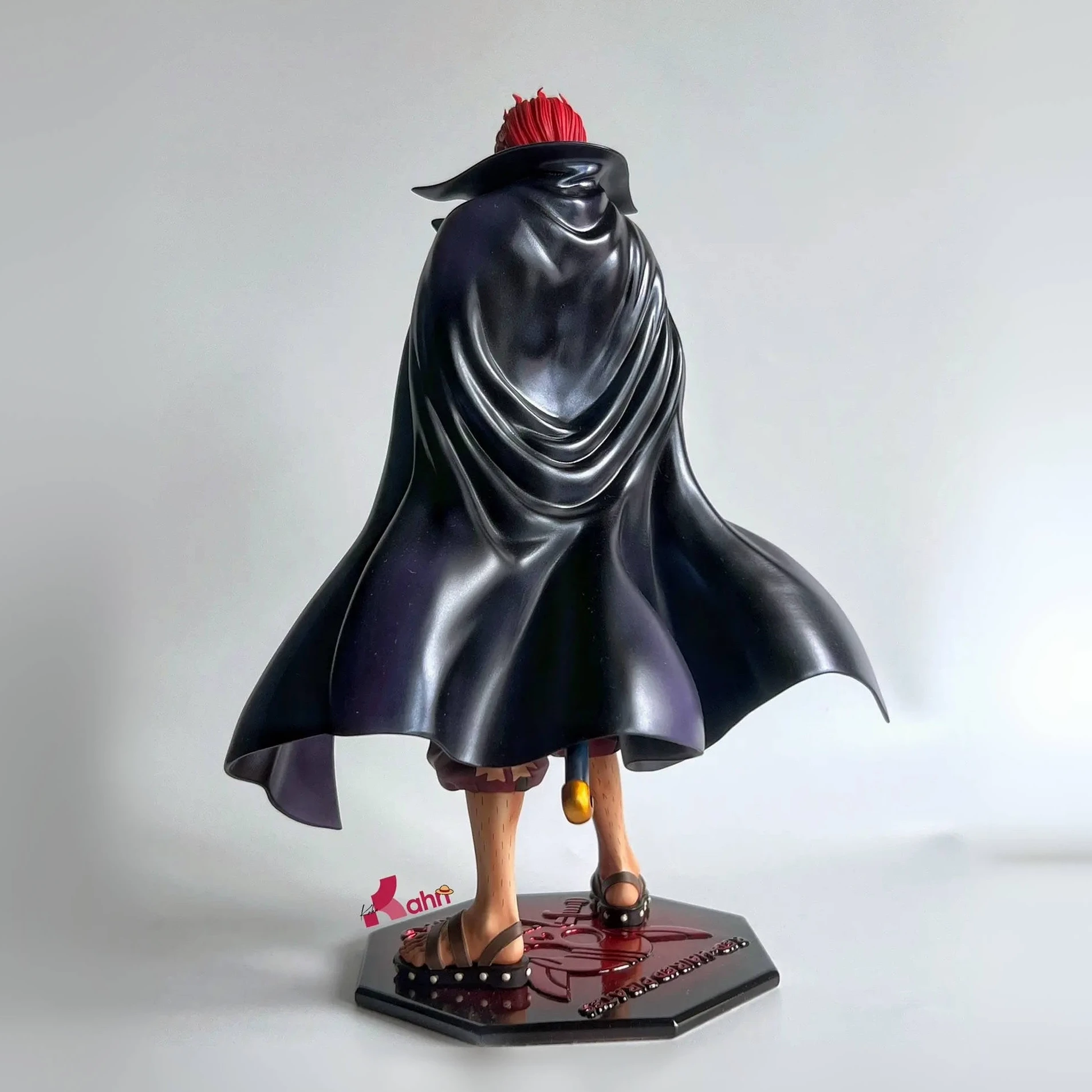 25cm One Piece Shanks Four Emperors Anime Standing Statue