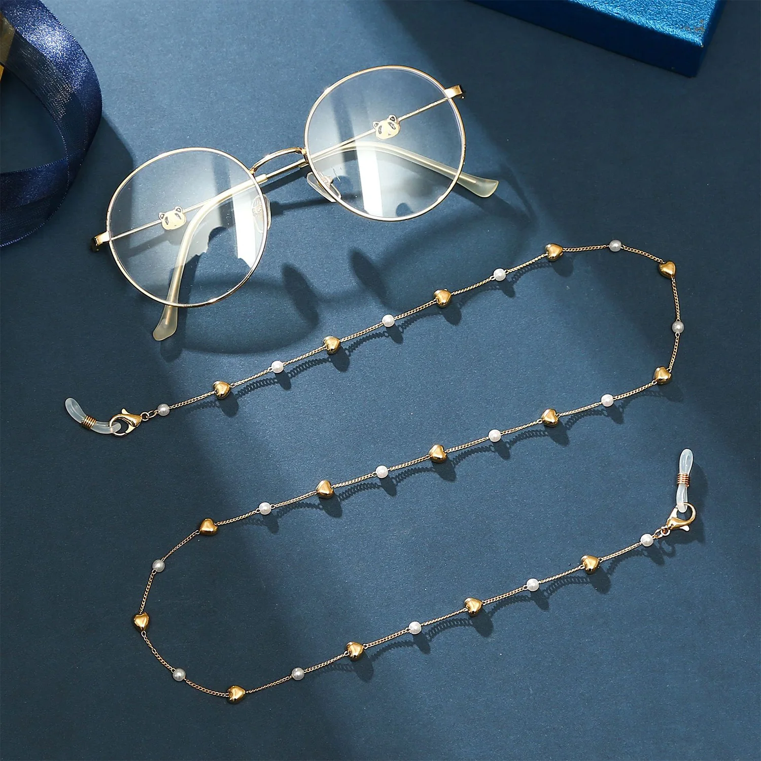 

Y2K Gold Color Star Glasses Chain For Women Sweet Pearl Beads Sunglasses Mask Chain Lanyard Anti-Falling Glasses Eyeglasses Cord