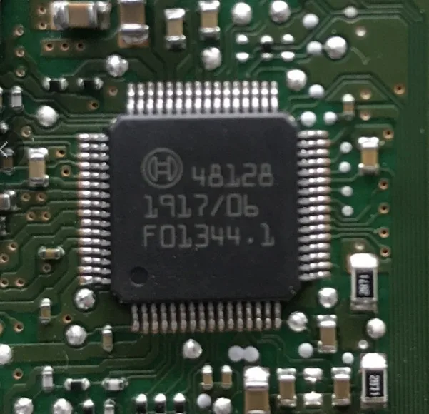 

Package mail48128 IC IC 10pcs