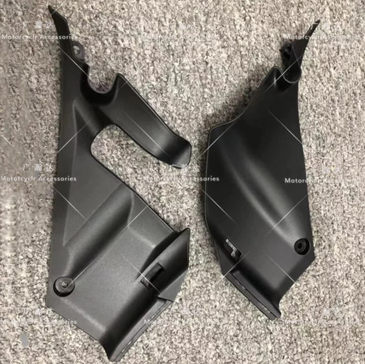 

Applicable to Honda F5 CBR600RR 07-08-09-10-11-12 black part shell of line cover