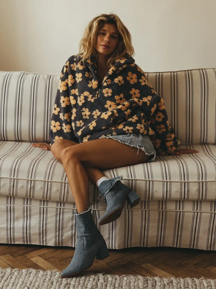 Zekye Women's 2025 New Fashion Polar Fleece Flower Blossoms Sweater Cotton Sweater Loose Warm Fur Stand Up Collar Zipper Top