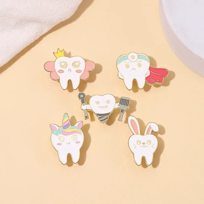Fun cartoon cute and caring for teeth design metal lacquer brooch fashionable and personalized fruit teeth badge accessories