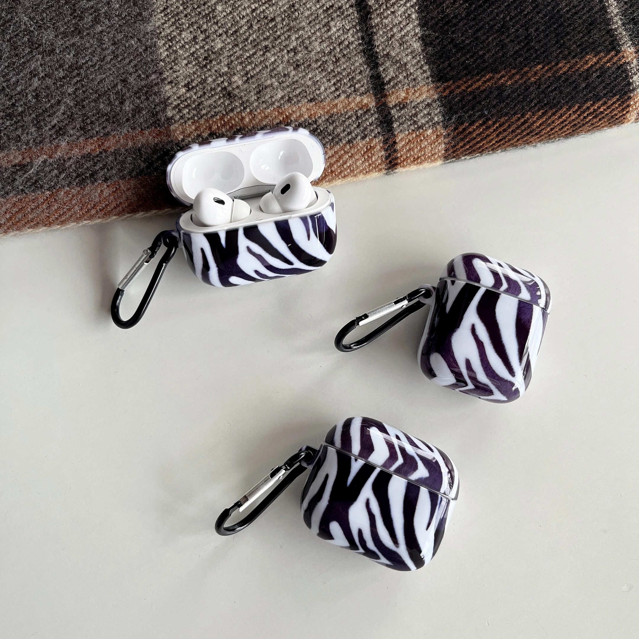 Simple Zebra Pattern AirPods Case