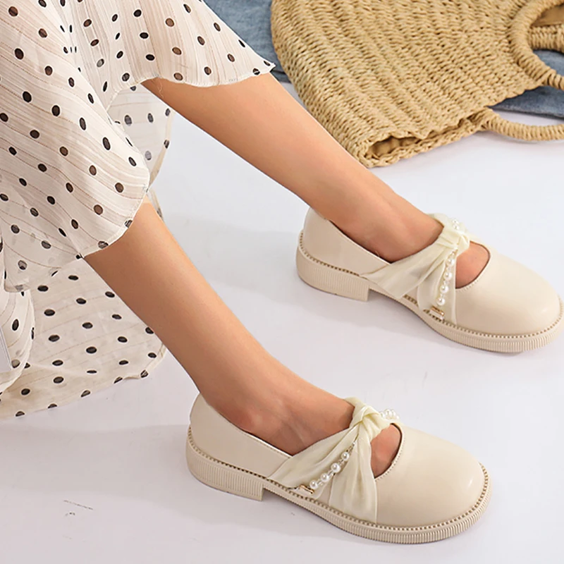 Dress Party Women Flats Low Heels Round Toe Shoes Fashion New Designer Beaded Shoes 2022 Autumn Women Soft Walking Casual Shoes