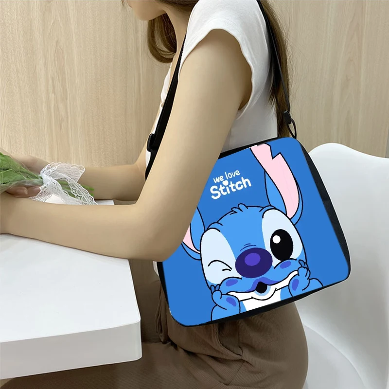 Рисунок 4 - Женская сумка Disney Lilo &
