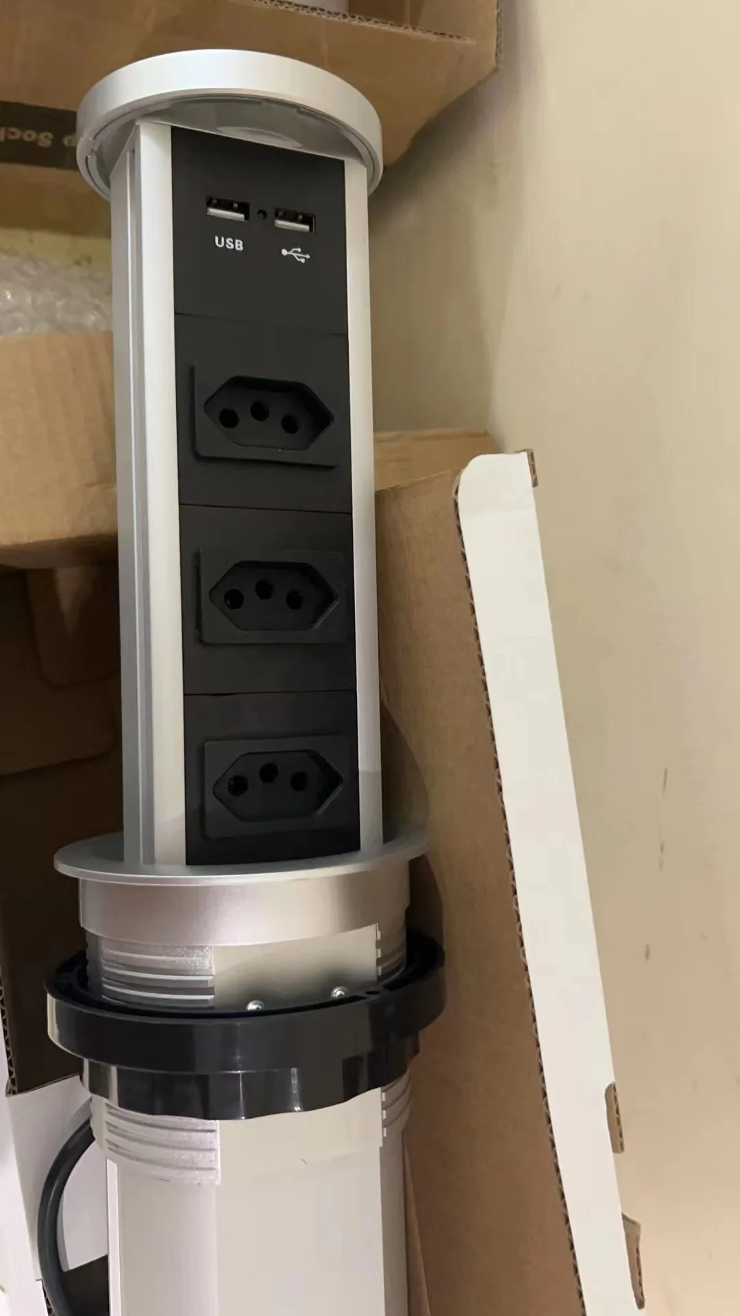 타워 소켓 히든 주방 카운터 수동 풀업 브라질 전원 콘센트 타워 USB 소켓 테이블탑 무선 충전 소켓