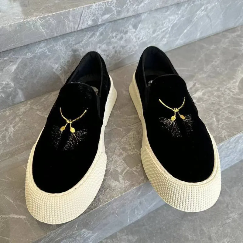 

2023 Autumn Casual Shoes For Men High End Platform Embroidery Canvas Shoes Trend Black Male Loafers Flat Non-slip Board Shoes