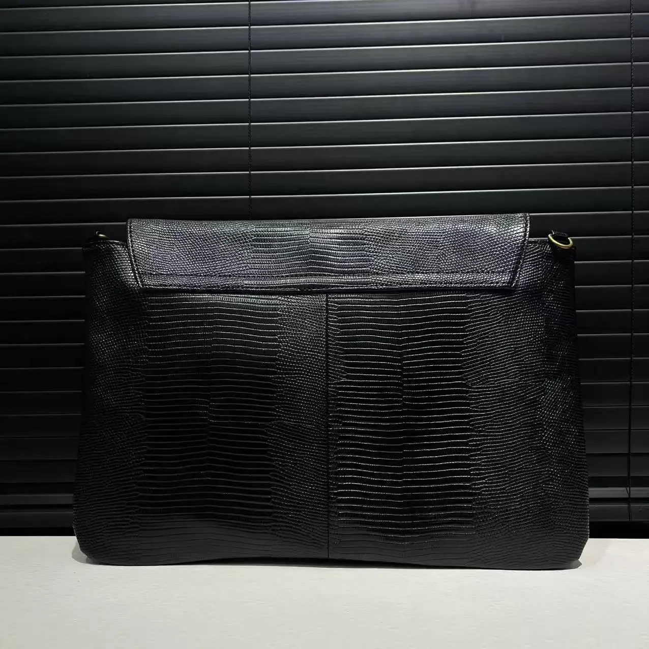 Modische Damenhandtasche im Retro-Stil mit Schlangenmuster, hoher Kapazität und abnehmbarem Schultergurt, einzelne Umhängetasche – Detail 20