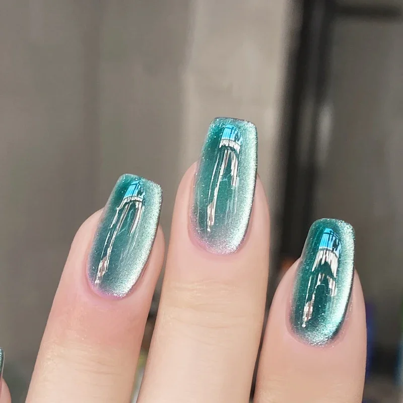 Vernis gel semi-permanent oeil de chat bleu jade pailleté_voghion.com