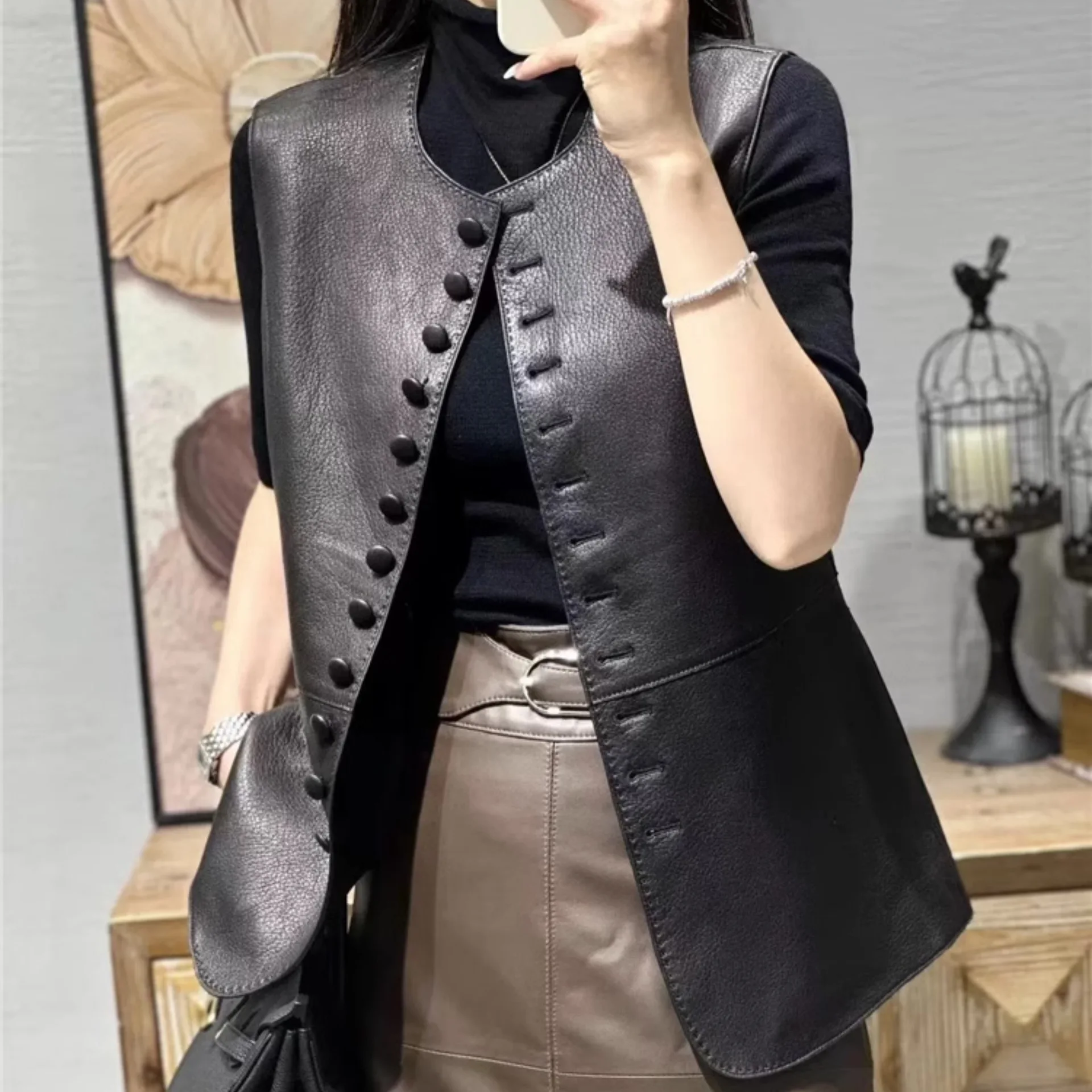 2023 Autumn and Winter New Genuine Sheepskin Leather Vest Rice Grain Embossed Round Neck Sleeveless Vest E93 genuine leather vest fashion elegant strap vest sheepskin solid vintage sleeveless casual spring korean new female blouse